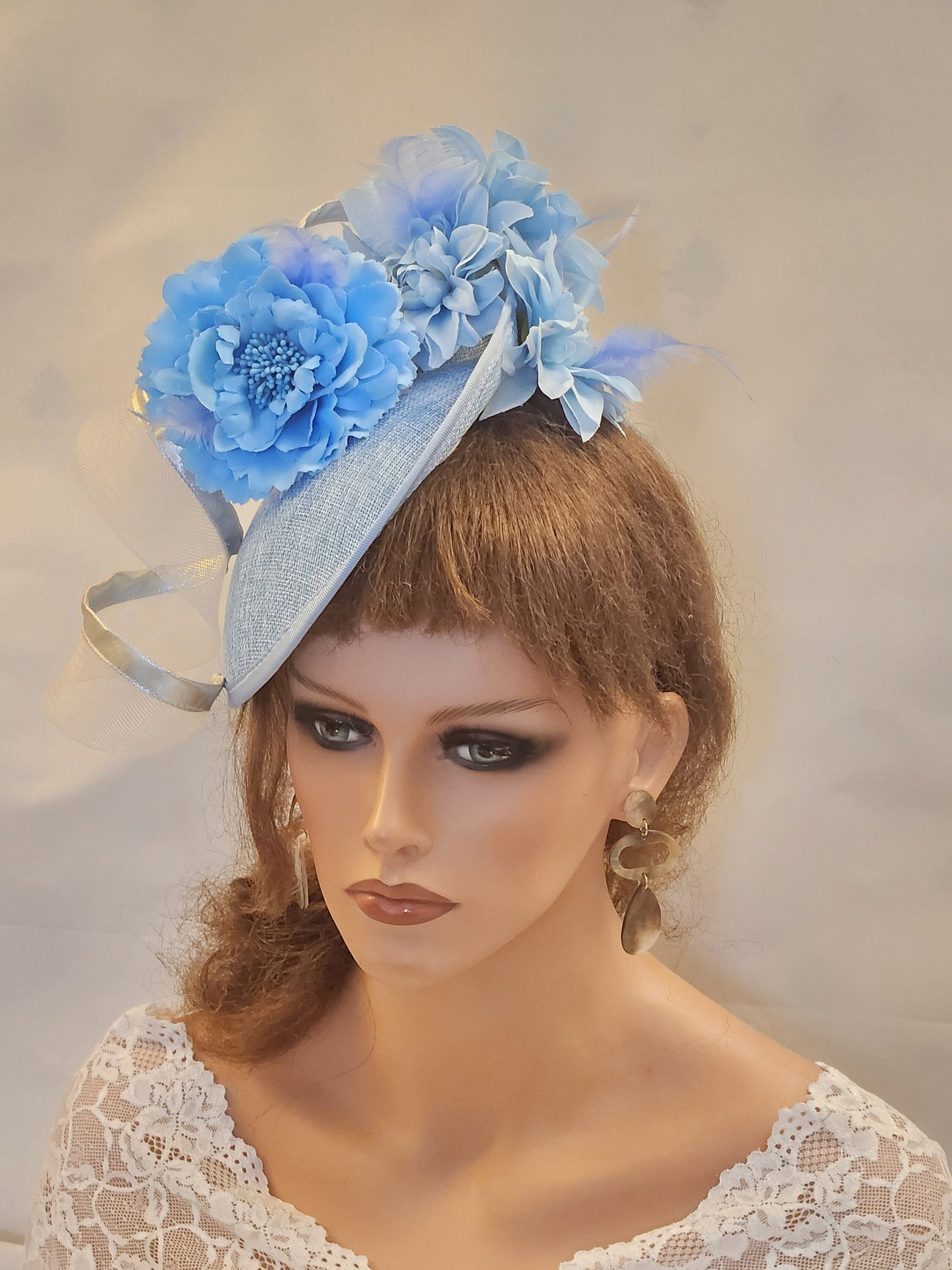 Blue Hat Fascinator Hat medium 20cm Saucer hatinator long Swril Floral Church Derby Ascot Wedding Party hat Mother of Bride/Groom Hatinator