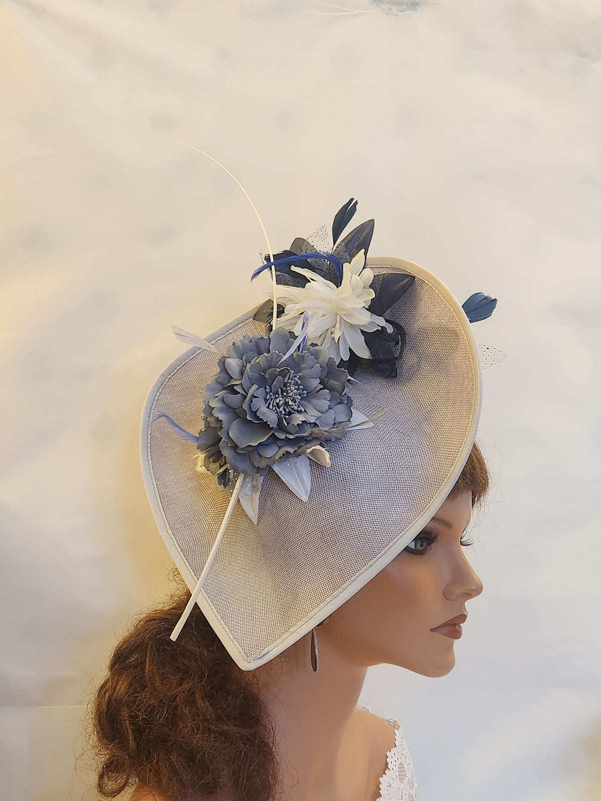 Floral Teardrop Hatinator: Gray, Navy & White Feather Quill Ascot Hat