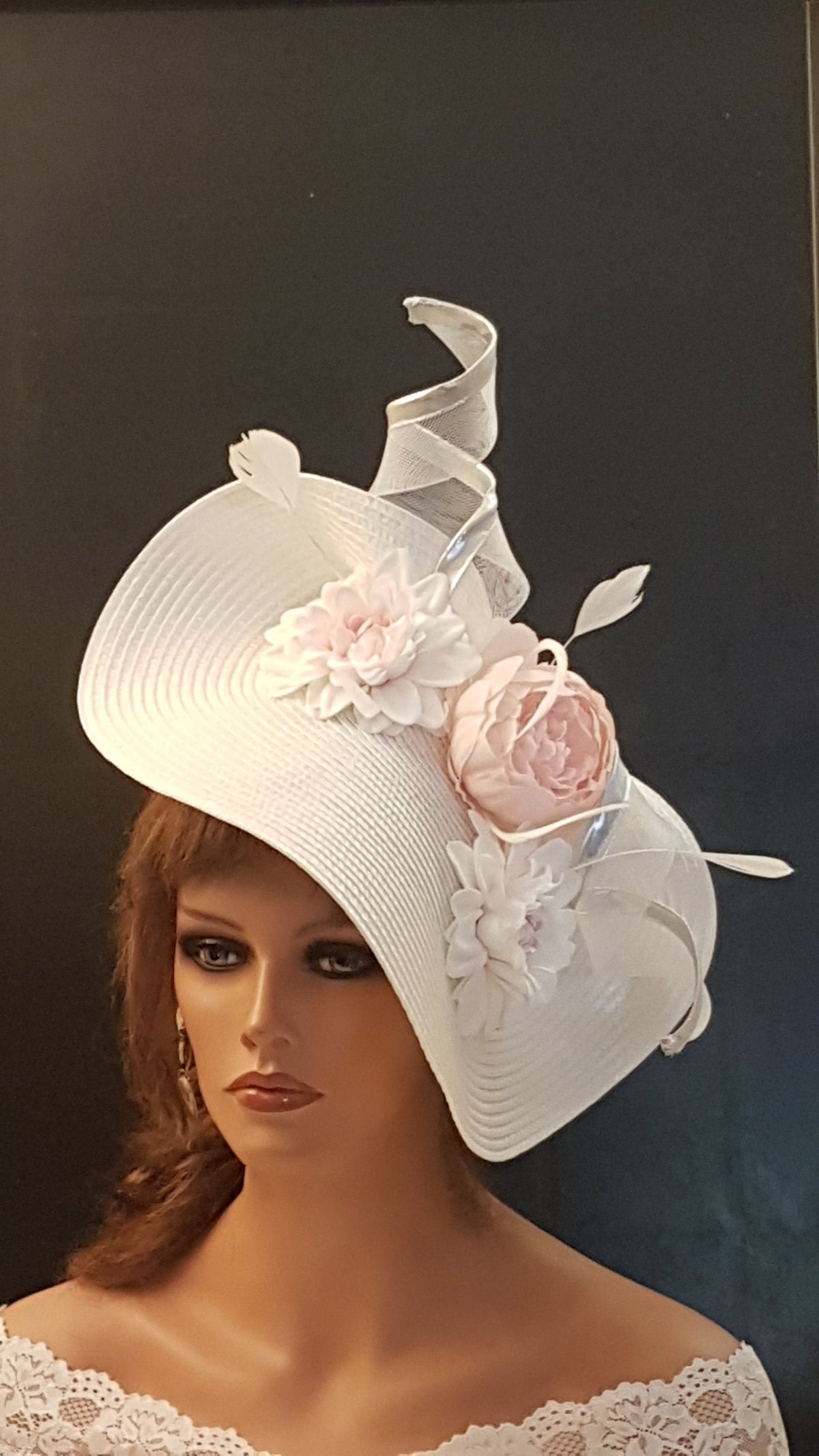 Large White  Hat Fascinator  White and CHAMPAGNE PINK Flower fascinator for Wedding Ascot Mother of the bride hat fascinator