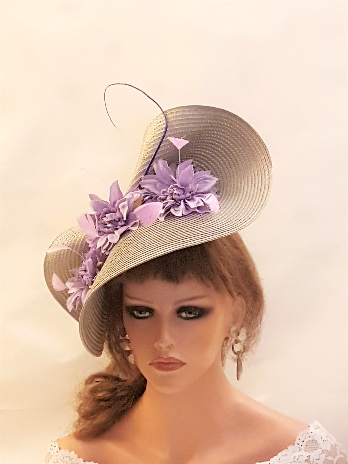 Silver Grey hat Fascinator with Lilac flowers. Wedding Fascinator, Mother of the bride hat Fascinator, Ascot hat Fascinator