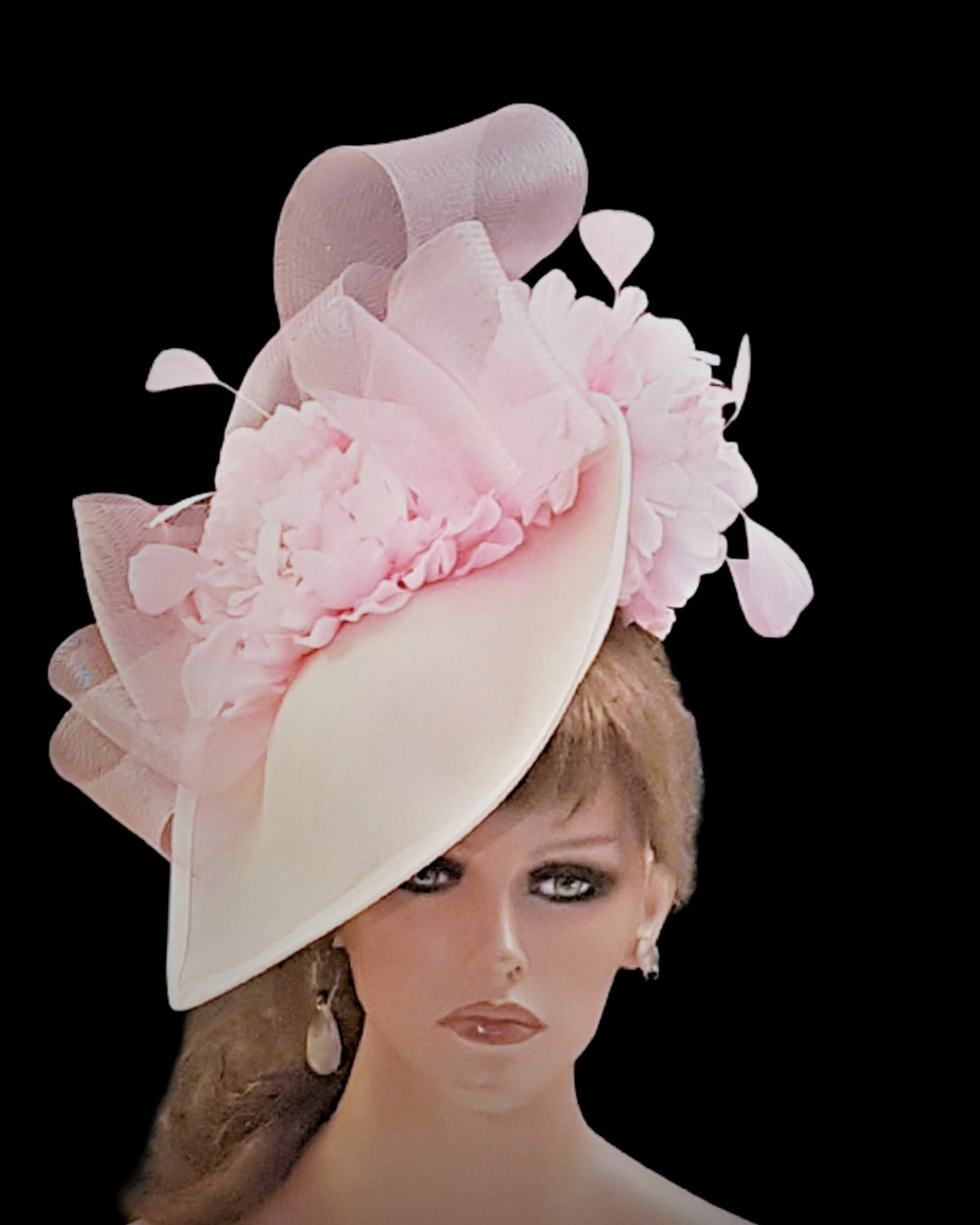 White and Pink Fascinator