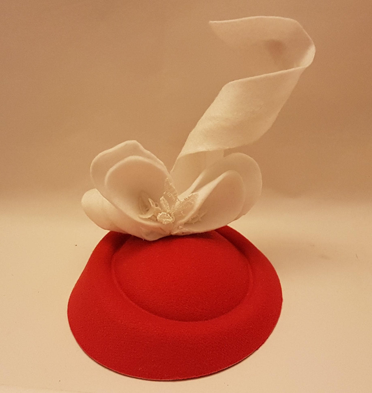 Red Fascinator Hat: Handcrafted Sculpted Headwear for Weddings & Races