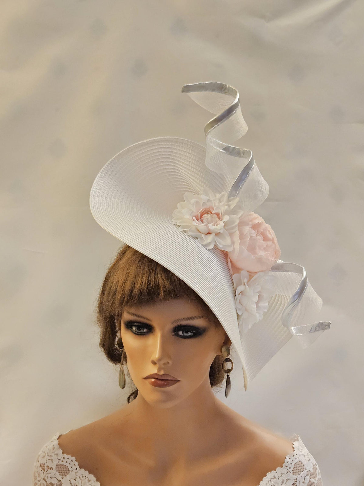 White & Champagne Pink Fascinator: Derby Wedding Cocktail party Hatinator with Silver Crinoline Swirl