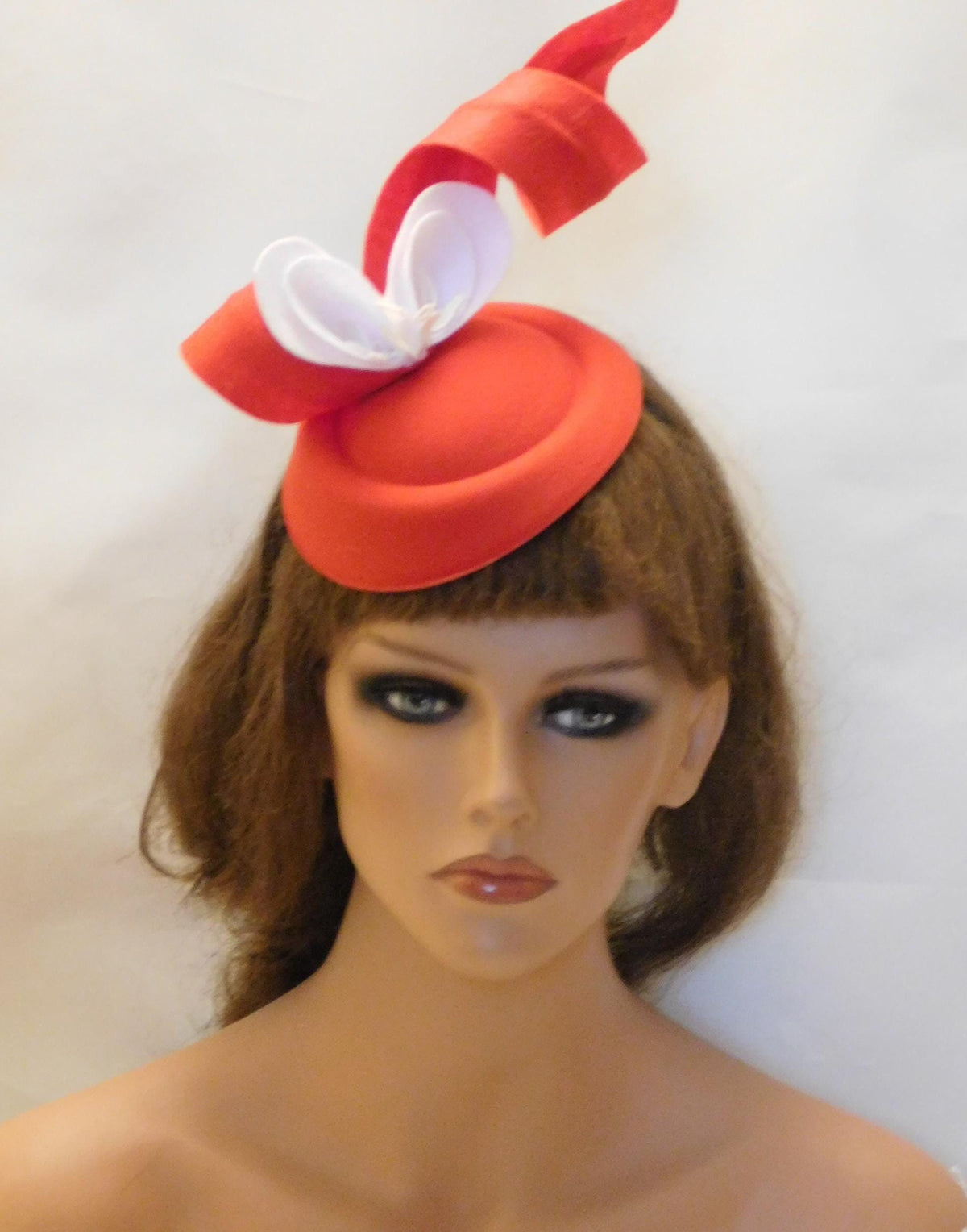 Red Fascinator Hat: Handcrafted Sculpted Headwear for Weddings & Races
