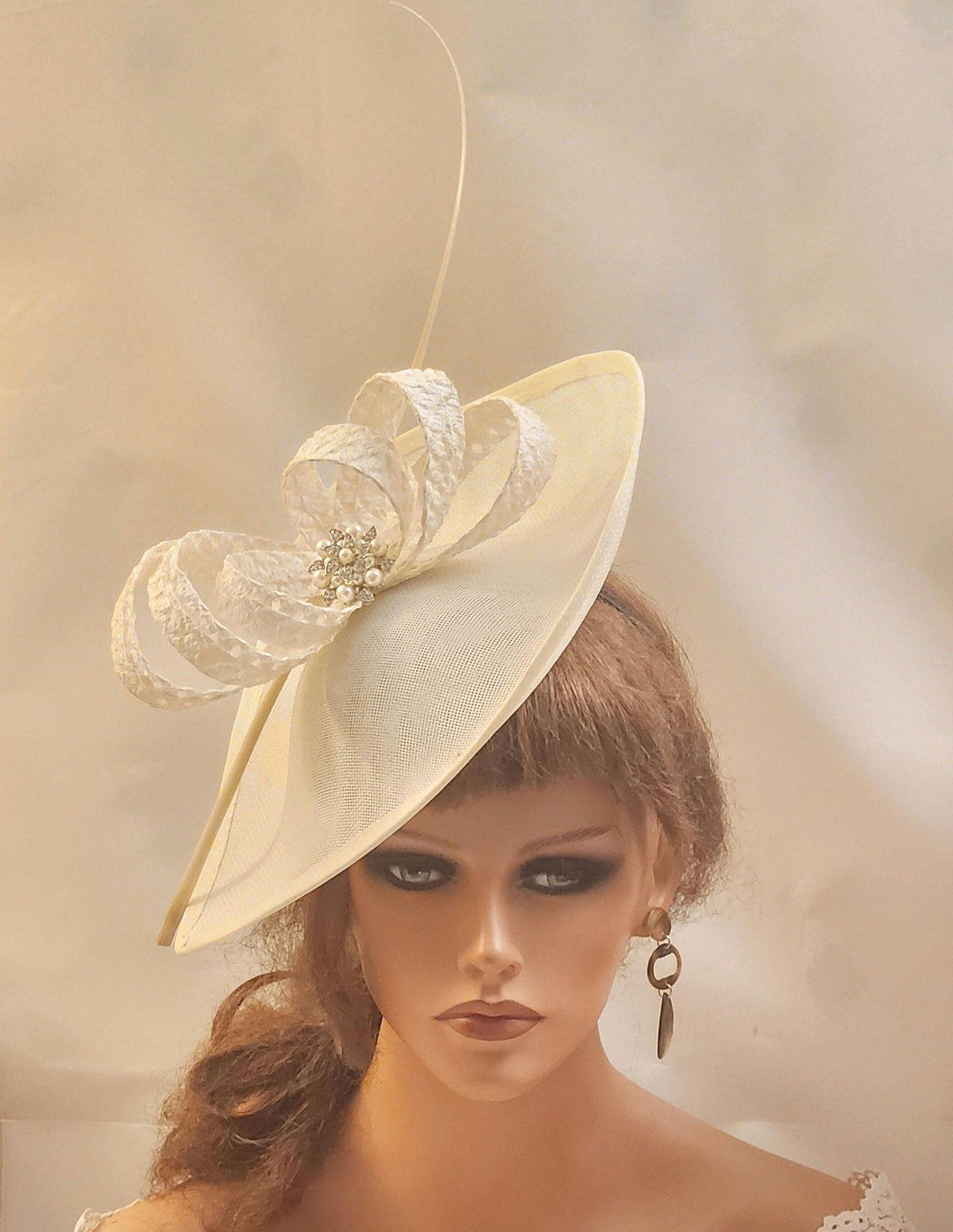 Ivory Fascinator