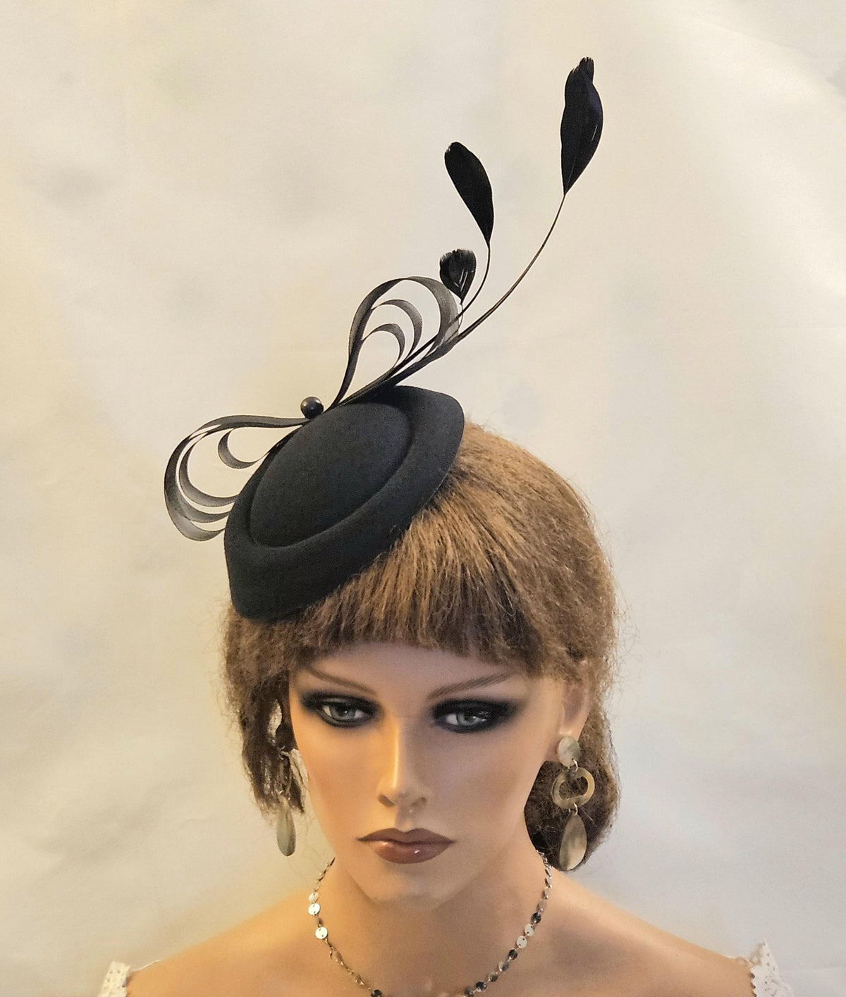Black hat fascinator
