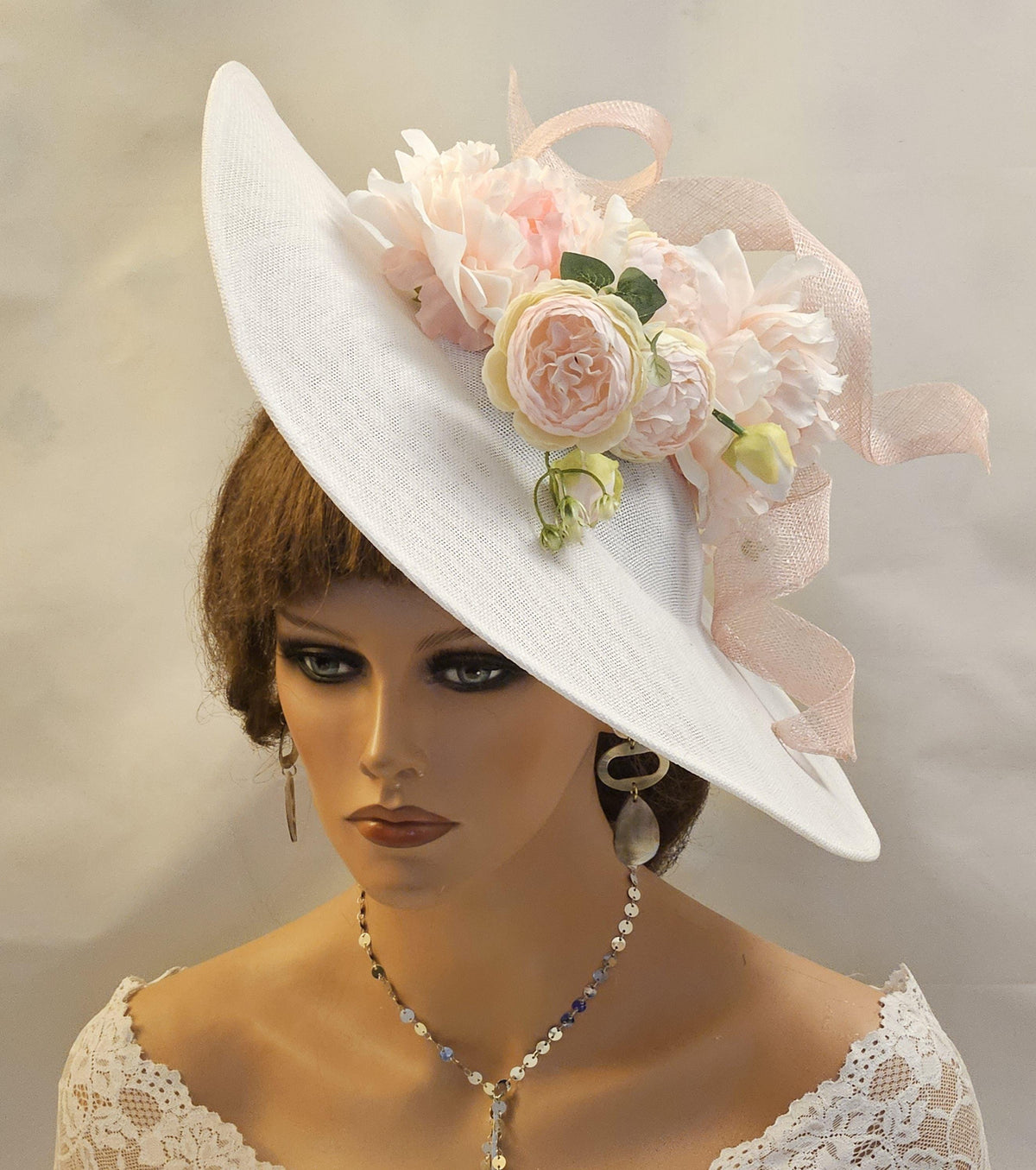 Large WHITE & Blush Pink fascinator hat, Wedding headpiece, Mother of the bride /Groom Hatinator.
