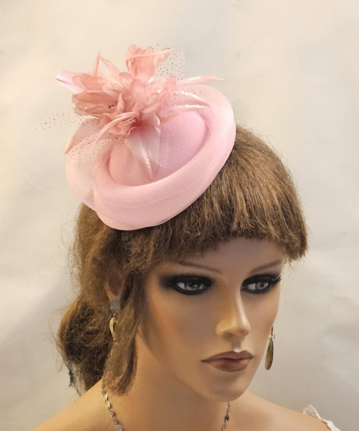 Pink pillbox hat fascinator