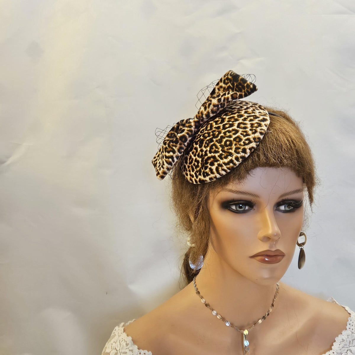 Lady Womens Dress Fascinator Velvet Hat Vintage 40s 50s Hat. Animal print Brown Hat fascinator birdcage veil Party Wedding ASCOT GOODWOOD