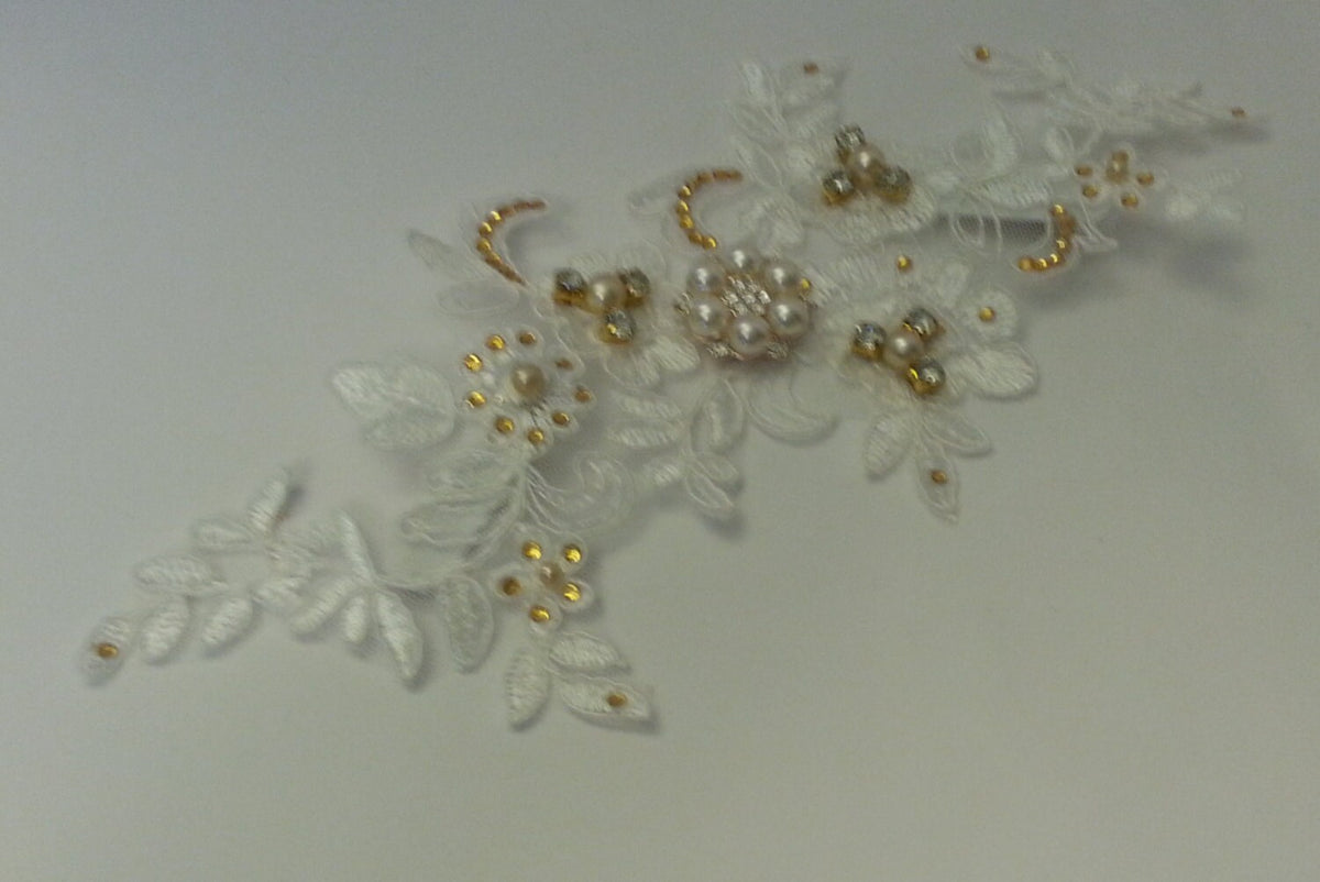 Birdcage veil and fascinator set of 2 White or Ivory w Detachable Lace fascinator GOLD TONE Diamonte Pearls Bridal veil Blusher veil