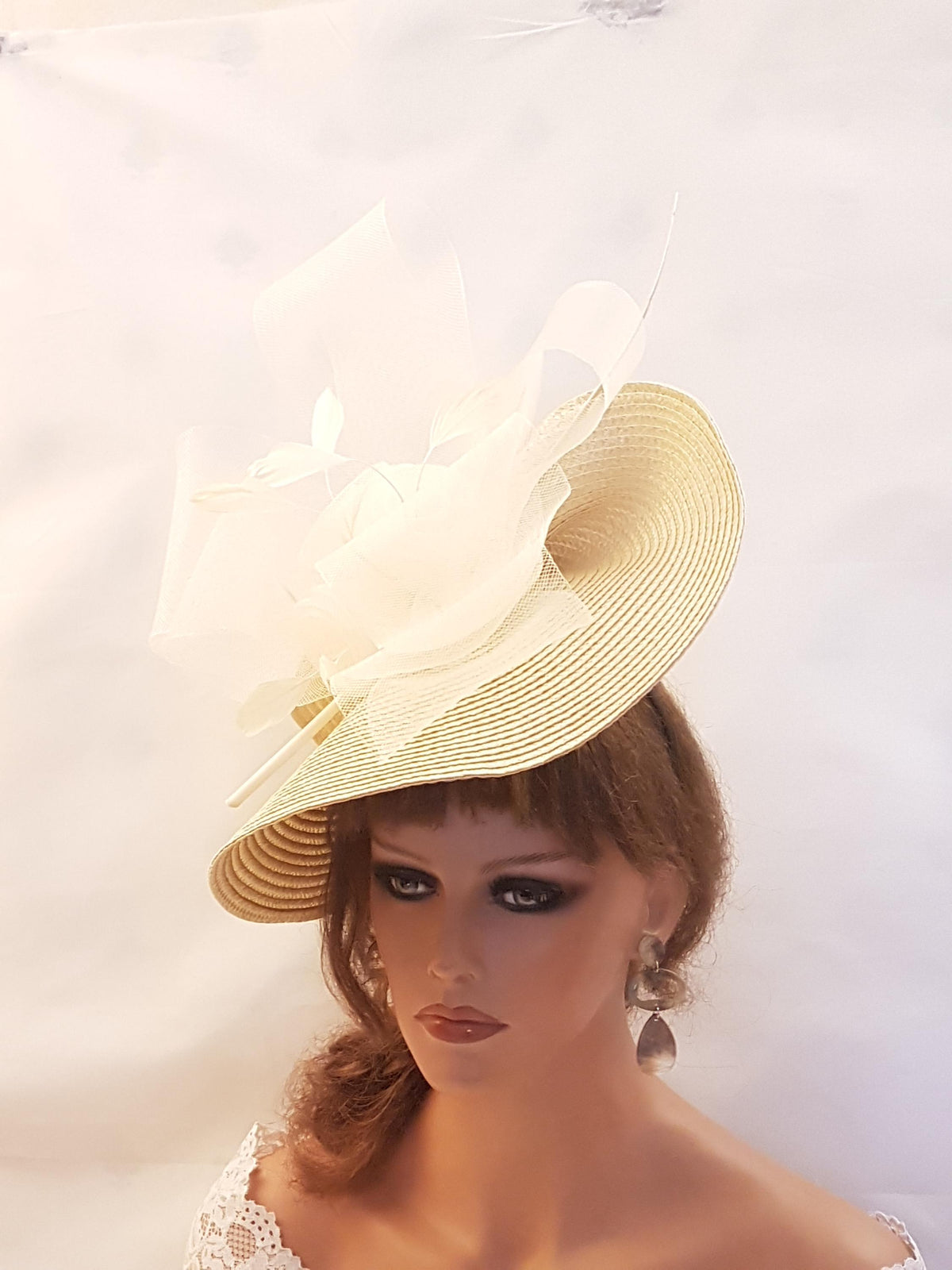 Red and Black Fascinator Hat: Mother of the Bride, Royal Ascot,Wedding, Kentucky, Christening, Cocktail hatinator