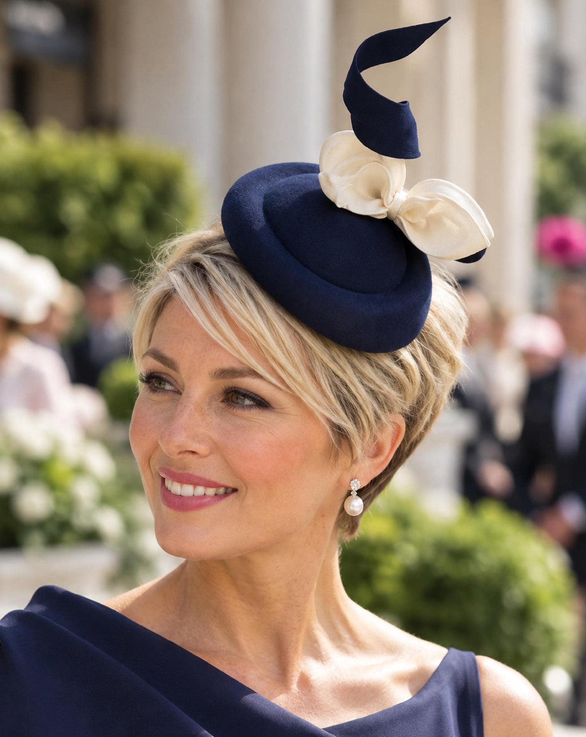 Navy pillbox hat fascinator. Ascot hat. wedding fascinator