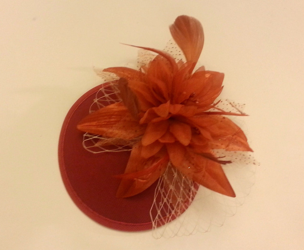 Hat, Vintage 40s 50s Hat, Terracotta /Rusty Hat, Feather fascinator, Race Cocktail hat, Ascot Hat, Cocktail hat Rusty/Terracotta fascinator