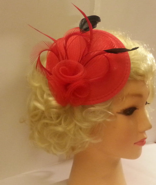 Fascinator, Feather fascinator hat, 40s 50s Hat, Red hat, Race Fascinator, Cocktail hat, Prom hat, Red Ascot Hat, Red feather fascinator