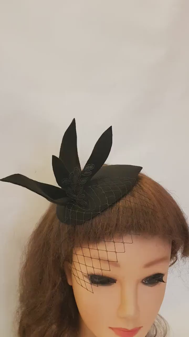 Felt Fascinator: Bridal Hair Accessory with Bow & French Net